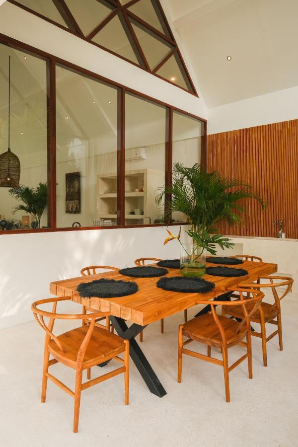 Ubud Luxury 2-Bedroom Villa With Private Pool And Bbq - Serene Escape! 외부 사진