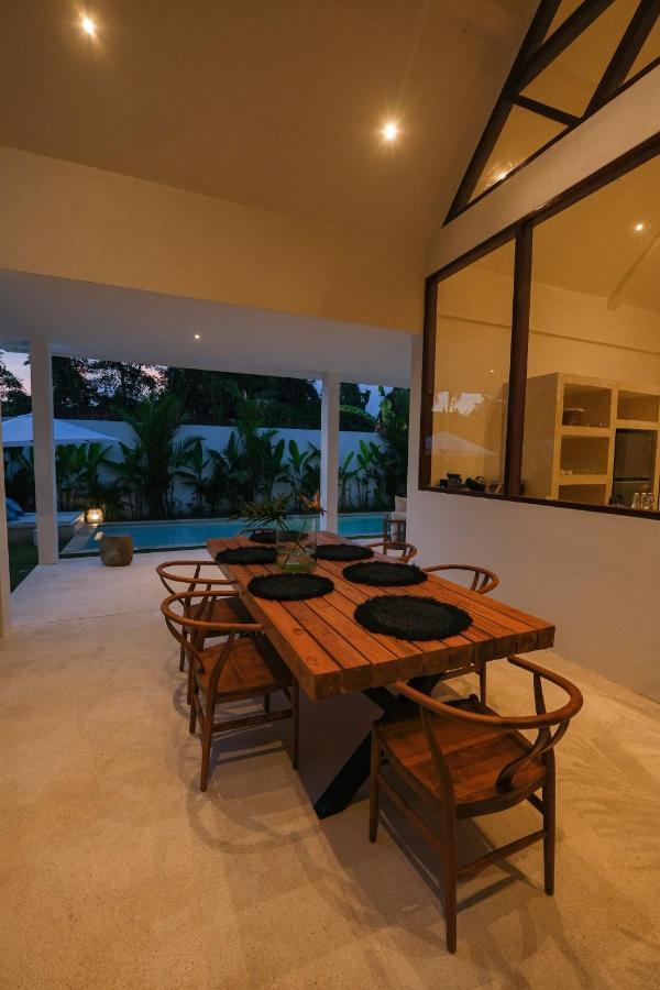 Ubud Luxury 2-Bedroom Villa With Private Pool And Bbq - Serene Escape! 외부 사진
