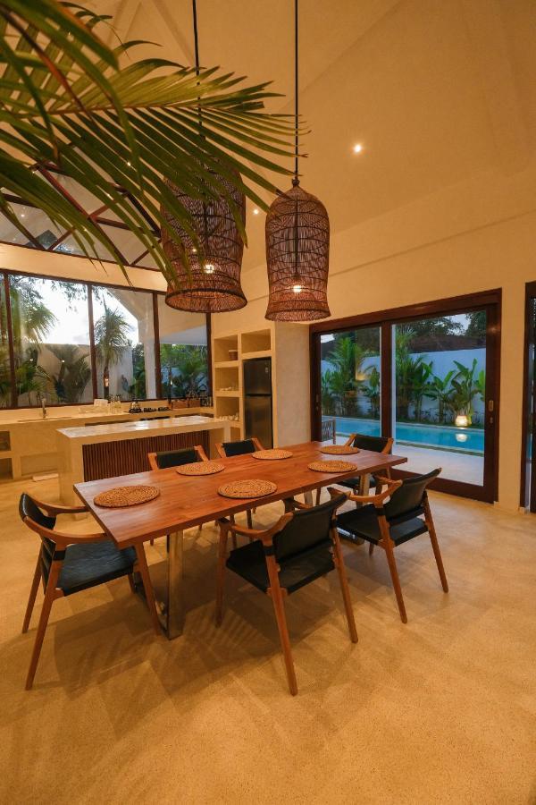 Ubud Luxury 2-Bedroom Villa With Private Pool And Bbq - Serene Escape! 외부 사진